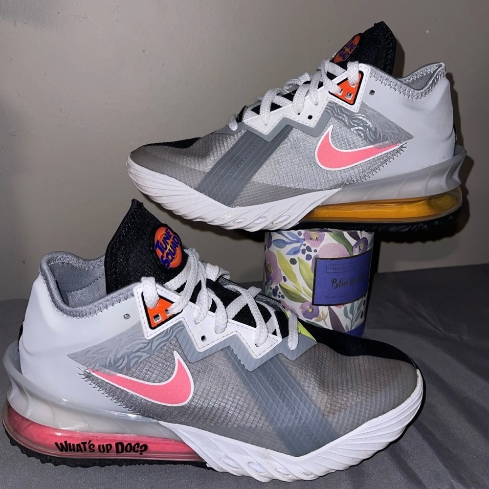 Nike LeBron XVIII 18 Low Space Jam Bugs vs Marvin Grey CV7562-005 Men's Size 6.5
